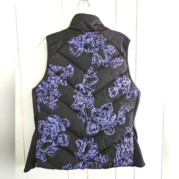 Athleta Size xlg Vest- Full Zip- Stretchy Sides- Black and Purple Floral Pattern - Picture 2 of 5